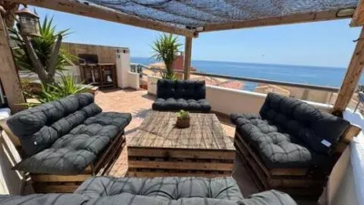 Penthouse on Calle de la Central photo 4