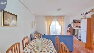 Apartment on Calle del Ciclista Julián Hernández, Zaragoza photo 2