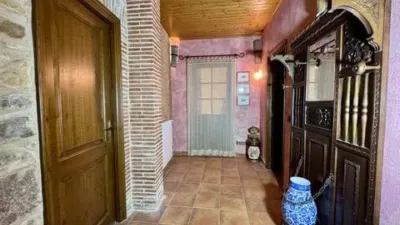 Chalet on Carrer Major photo 5