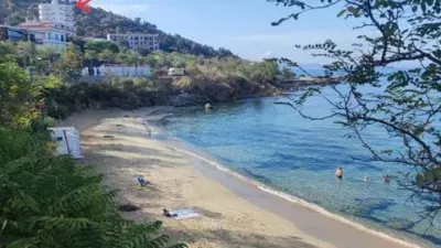 Apartment in Port Esportiu-Canyelles-Puig Rom photo 4
