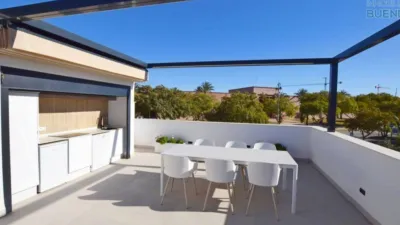 House on Condado de Alhama Street photo 15
