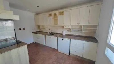 Apartment on Nicolás Bussi Street photo 9