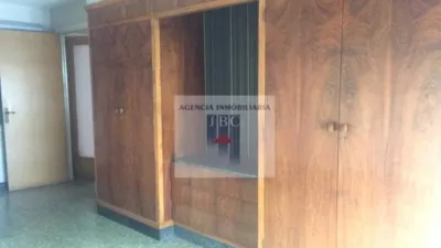 Apartment in Ensanche photo 9