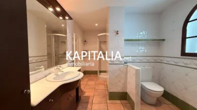Apartment in Ensanche photo 13