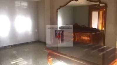Apartment in Ensanche photo 4