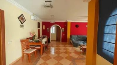 Terraced house on Calle de Colombianas photo 3