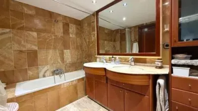 Apartment in Traditional Centre photo 6