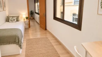 Apartment in Centre photo 14