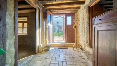 Rustic house in Condado de Treviño photo 8