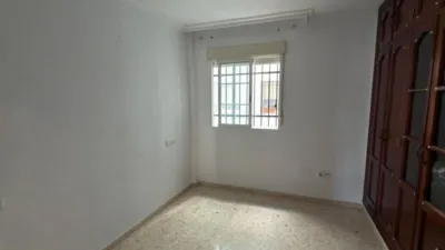 Flat in Barrio León-El Tardón-Blas Infante photo 29
