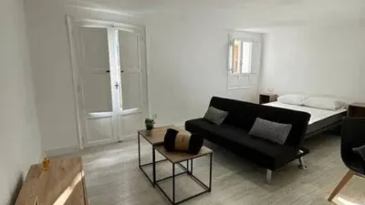 Apartment in City Centre - Upper Zone photo 12