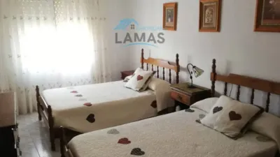 Chalet in Travesía Vallejo photo 9