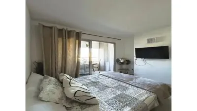 Apartment in Passatge Delta Muga photo 5