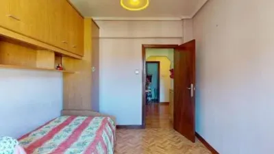 Apartment in Lutxana-Llano photo 9