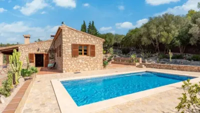 Rustic house on Calle Ds Ss Pol 12, Parc. photo 4