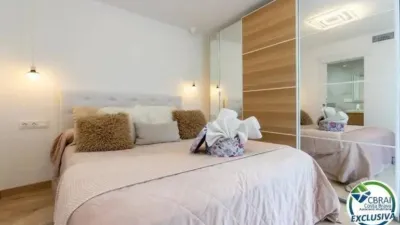 Apartment on Carrer de Madrid photo 13