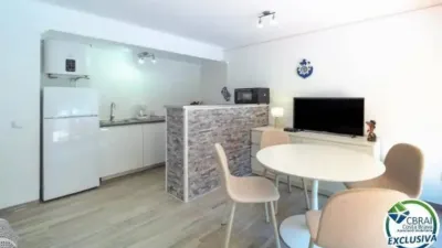 Apartment at Calle Sant Mori 11, 1st floor, 1 bedroom, 2 bathrooms, 11 sqm photo 3