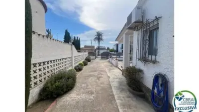 Chalet on Calle Sector Peni 115 B, 115 photo 3
