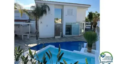 Chalet on Carrer Falconera photo 10