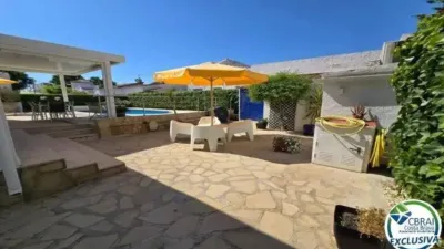Chalet on Carrer del Montseny photo 19