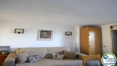 Apartment on S-N Street photo 5