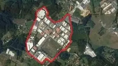 Terreno en venta en Cambre - Más