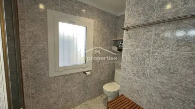 Chalet on Carrer del Llobregat photo 17