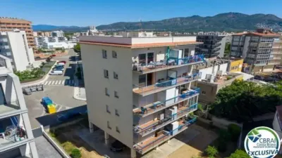 Apartment on Carrer de la Roca Llarga photo 33