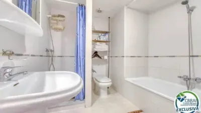 Apartment on Carrer de Joanot Martorell photo 19