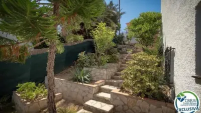 Chalet in Urbanització Santa Isabel photo 9