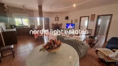 Chalet in Canillas de Aceituno photo 7