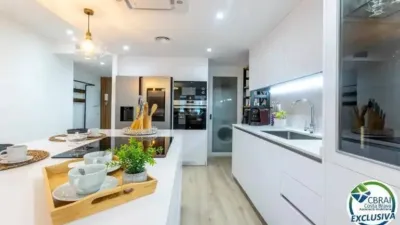 Apartment on Carrer de Madrid photo 4