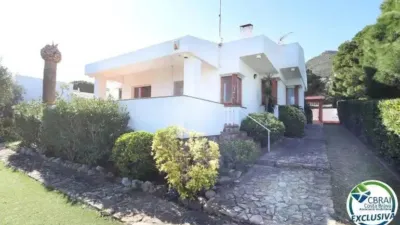 Chalet on Carrer de la Musclera photo 3