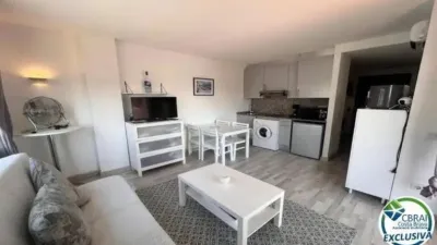 Apartment on Avenida Port Caniga 15-31 1 5, 15 photo 6