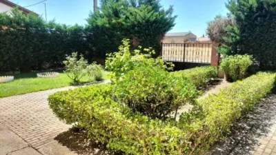 Chalet in Melgar de Fernamental photo 9