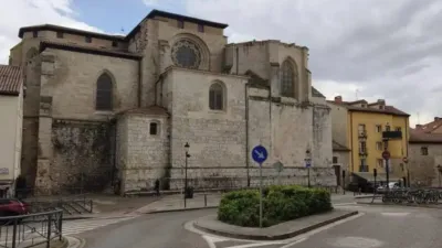 Top floor apartment in Burgos City photo 8