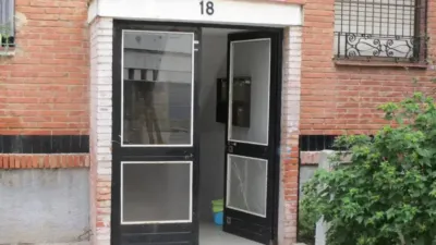Apartment on Carrer del Mas Canals photo 2