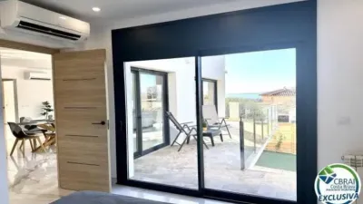 Chalet on Carrer de Navarra photo 18