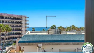 Apartment on Carrer de la Roca Llarga photo 3