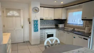 Apartment on Carrer de Joanot Martorell photo 16