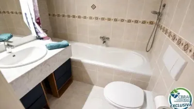 Apartment in Passatge Delta Muga photo 8