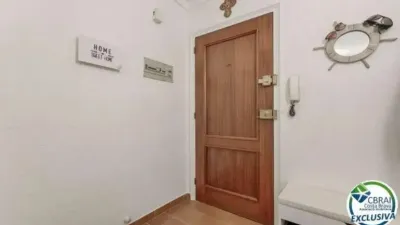 Apartment on Carrer del Puig Rom photo 4