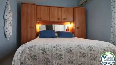 Chalet on Carrer del Montseny photo 11