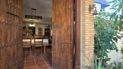 Rustic House in La Mairena photo 6