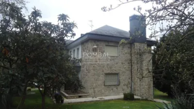 Chalet in A Barxa (Barbadás) photo 3