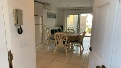 Apartment on Carrer de Joanot Martorell photo 18