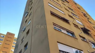 Piso en Grup Vint-i-Cinc de Setembre photo 10