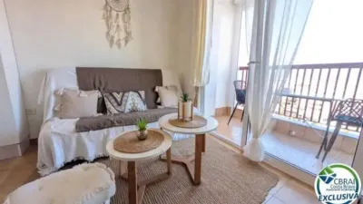Apartment in Passatge Delta Muga photo 4