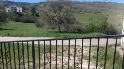 Chalet in Mamolar photo 7