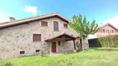 Chalet in Villarcayo de Merindad de Castilla La Vieja photo 3